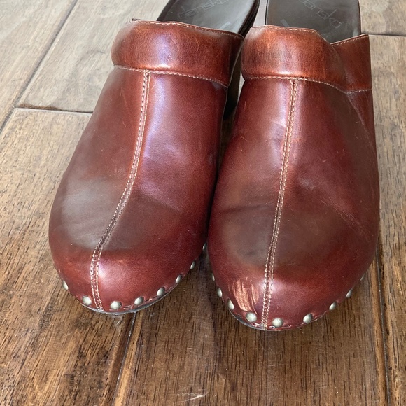 Dansko Rae Women’s Brown Leather Studded Heels Clogs Size 42 US 12 Slip On Heels - Picture 5 of 9